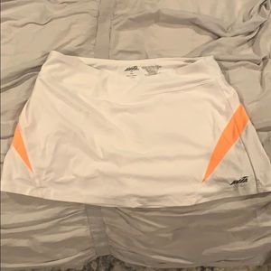 Avis tennis skirt